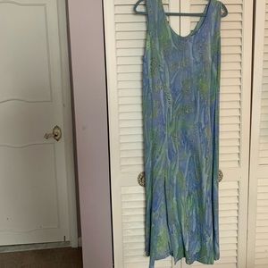 🧜🏻‍♀️Calling All Mermaids! NWT maxi dress.